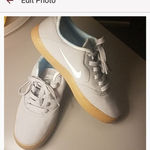 Nike SB canvas sneakers 6 youth NEW!!